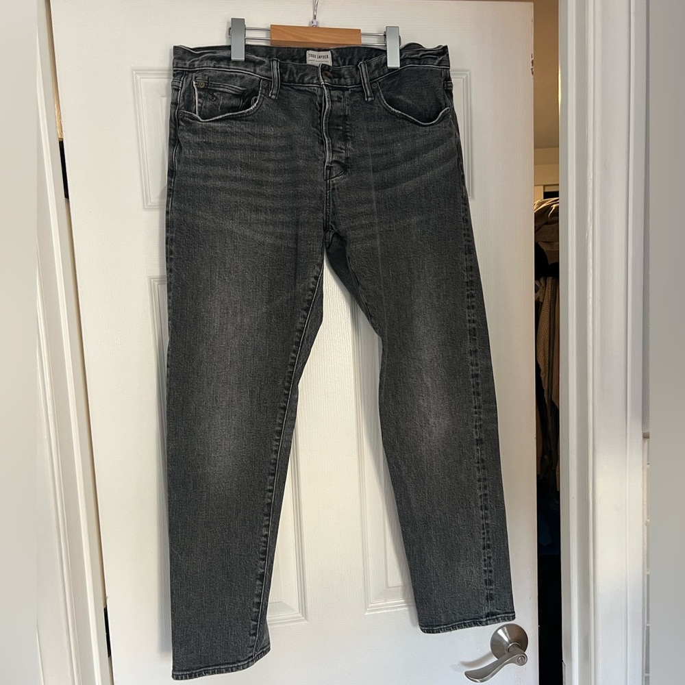 TODD SNYDER SLIM STRAIGHT JEAN